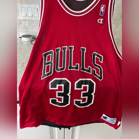 Champion Other - Champion Scottie Pippen chicago Bulls jersey champion size 44 large reversible